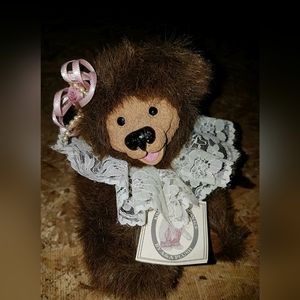 BNWT LTD Kimbearlys Originals SABRINA